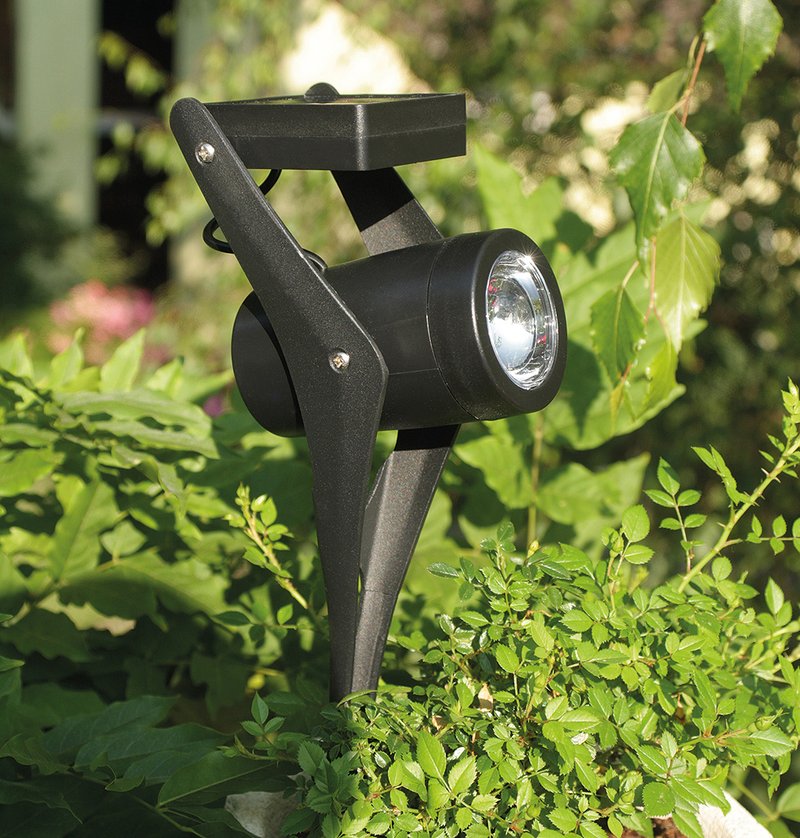 Un spot solaire vu de jour